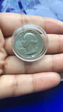 3 Moedas Estrangeira Variadas Para Coleção 3 lindas Moedas Novas em Cápsulas