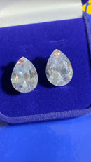 Brincos Ouro 18 Kilates Pedra Zicônia Peso 8.00 Gramas 20 x 13 mm