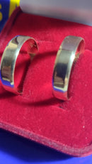 Alianças Par Casamento Ouro 18 Kilates 8 Gramas Boleadas Com Kina 7 mm Chanfrada