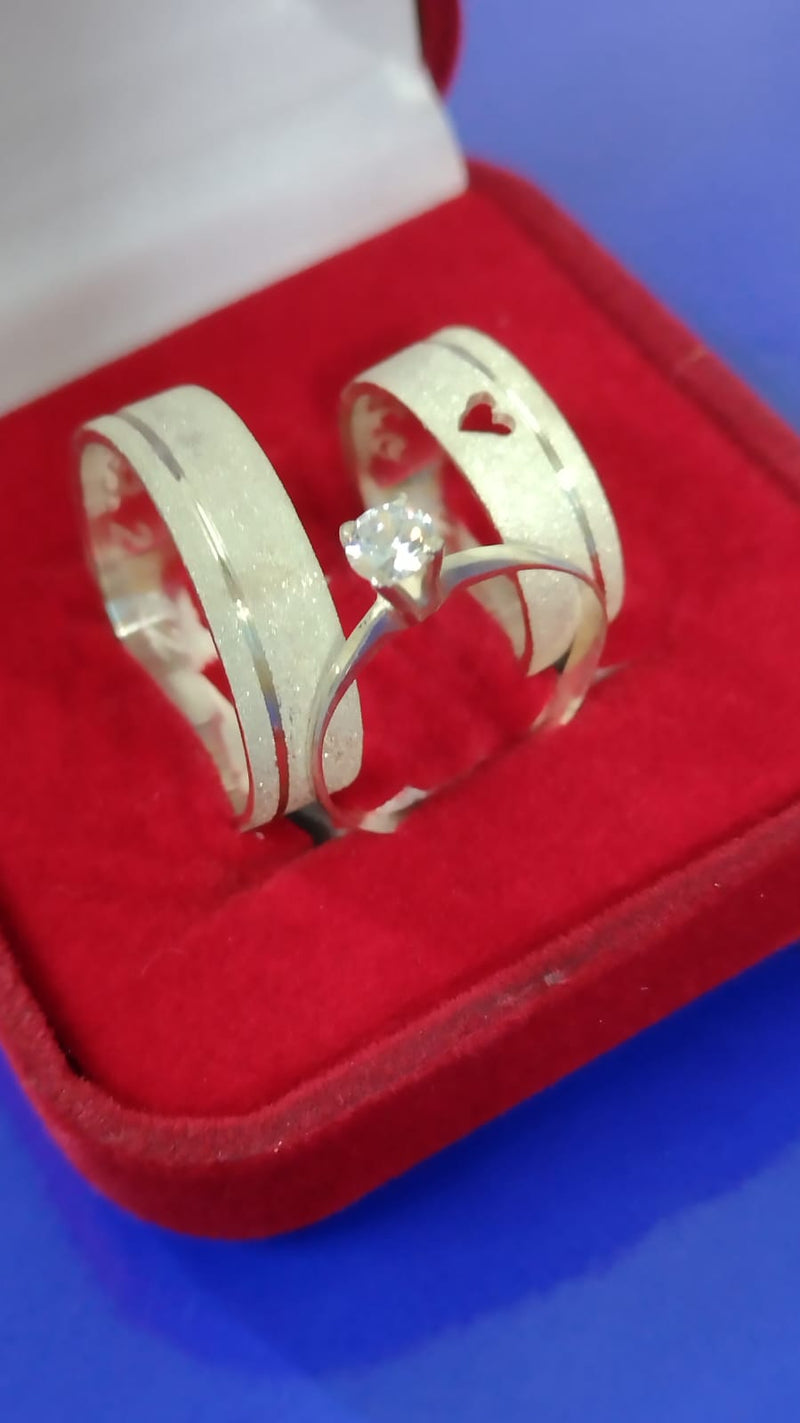 Alianças Namoro e Cmpromisso 6 mm Fosca Maciça Preata 950 Trio anel Solaitário