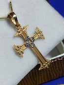 Pingente Cruz Medieval Ouro 18 Kilates Peso 0.90 Grama 22 mm