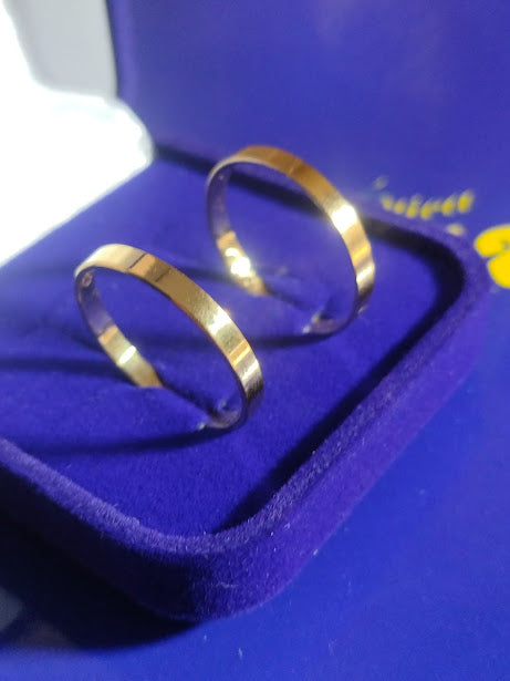 Alianças Noivado Casamento Ouro 18 Kilates 4.00 Gramas 2.6 mm Maciça