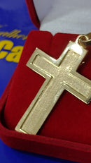 Pingente Cruz  Ouro 18 kilates Peso 5.50 Gramas 35 mm Maciço