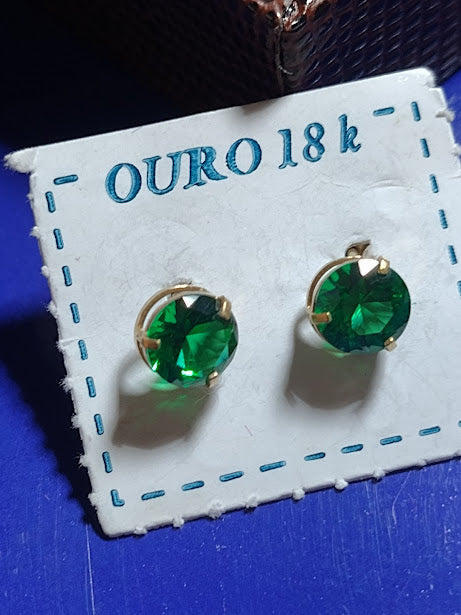 Brincos Zircônias Verde 7 mm Ouro 18 Kilates Peso 0.60 Grama