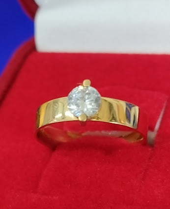 Anel Pedra 5 mm Zircônia Ouro 18 Kilates Maciço Peso 6,00 Gramas Aro 5 mm