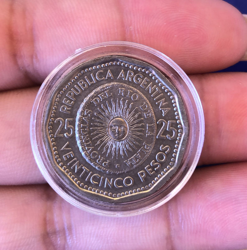 Moeda 25 Pesos Argentino Primeira Moeda Patrica Nova em Cápsula
