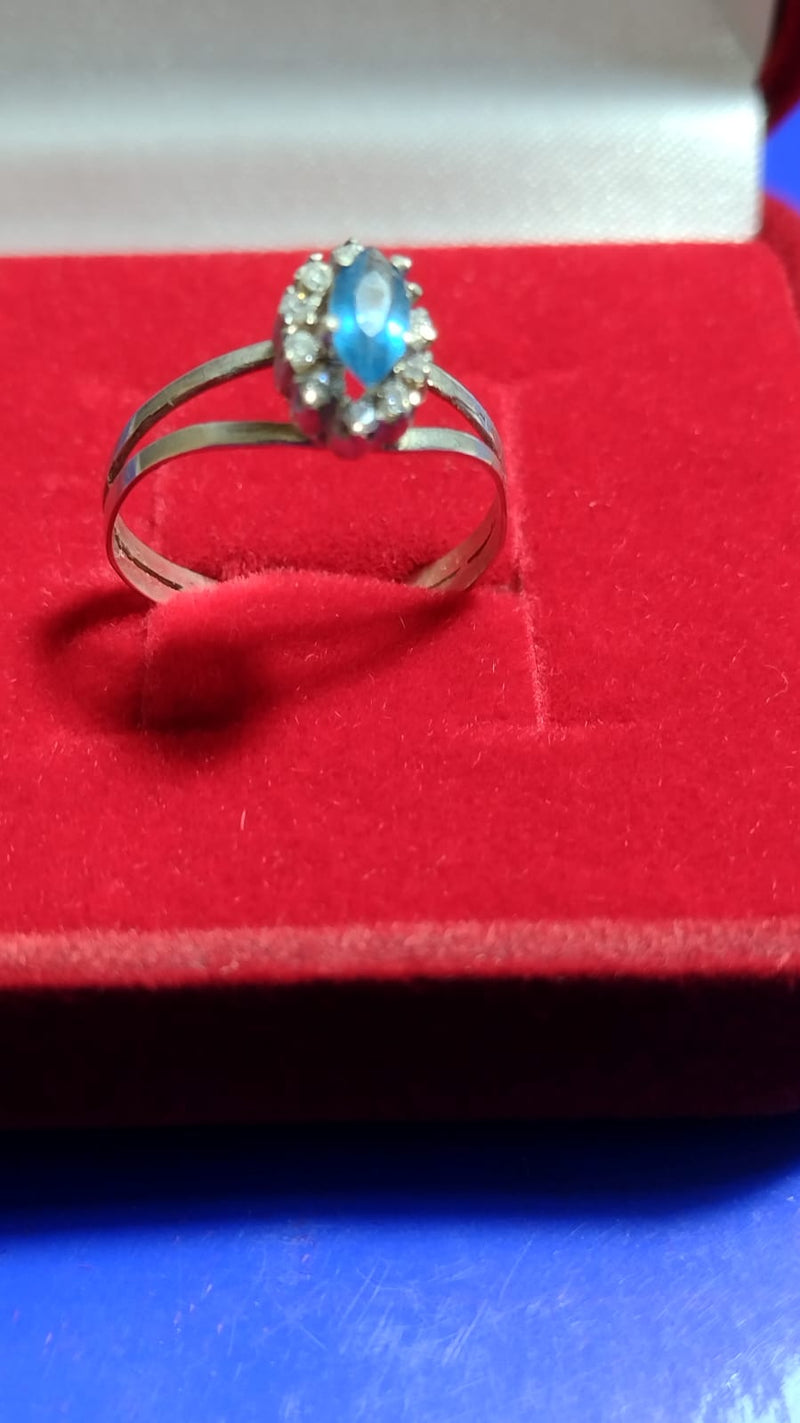 Anel De Formatura Feminino Prata 950 TOPO 9 X 6.2 mm Todas formaturas e Cursos Pedra 6 x 2.7 mm Zircônia