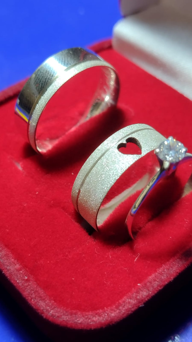 Par de Alianças Prata 950  Namoro e Cmpromisso 6 mm Fosca com Risco e Anel Solitário 3 mm Zircônia