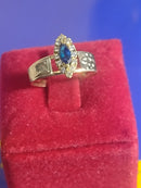 Anel Formatura Pedras Brilhantes Todo ouro 18 Kilates 1.70 Gramas Cabeça 12 mm x 10 mm Todos os Cursos