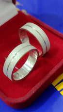 Alianças 8 mm Fosca com Risco Casal Prata 950 Namoro ,Compromisso, Noivado
