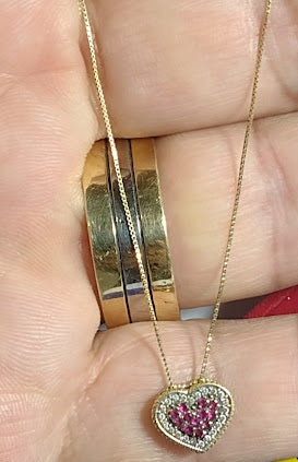 Colar Gargantilha Corretinha 50 Cm Coração 10 mm Brilhantes Rubi Ouro 18 Kilates 1.70 Gramas