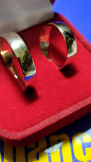 Ouro 18 kilates Par Tradicional Ouro Amarelo 7.60 Gramas Com Risco ou sem Risco 7 mm Alianças Casal Noivado Casamento