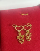 Pingente Coração Duas Meninas ou como desejar Peso 1.00 Grama Ouro 18 Kilates