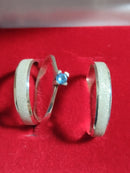 Trio Aliança de Prata 950 largura 3 mm  Fosca Com kina lisa e Maciça e solitário de Prata Pedra 4 mm Zircônia Azul