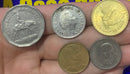 5 Moedas 10 Pesos , 25 Cent, 2 Centavos, 1 Peso 5 c Raraas