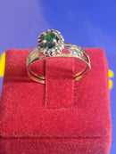 Anel Oval Colação de Grau Formatura Feminino Aro Ouro 18 Kilates Cabeça Prata Peso 1.80 Gramas Cabeça 8 mm x 6 mm Todos