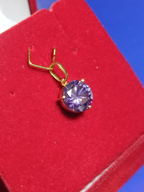 Pingente Pedra Ametista Lilas Zircônia Ouro 18 Kilates Peso 1.10 Grama 7 mm