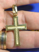 Pingente Cruz Fosca Ouro 18 K 4.00 Gr 36 mm Maciça