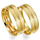 Par Alianças Casamento Ouro 18 Kilates Alianças Noivado  Compromisso 11.50 Gramas  7 mm Fosca com Risco no Meio