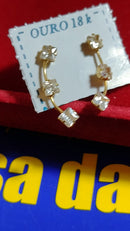 Brincos  Ouro 18 Kilates Amarelo Peso 1 Grama Medidas 18 x 3 mm