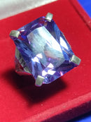 Anel  Grande Prata 950 Modelo Pedrão 15 mm x 12 mm Peso 12 Gramas Pedras de Todos Cores