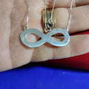 Colar Prata 950  do Infinito tamanho colar 45 cm 1 mm e infinito 39mm x 15 mm Peso total 4,50 Gramas