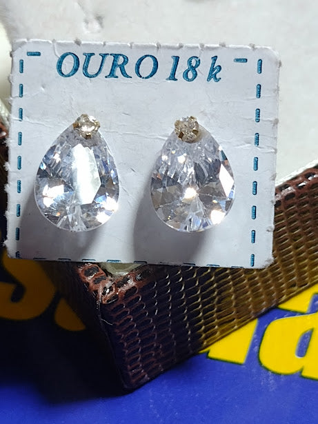 Brincos Zircônias 7 mm Ouro 18 Kilates Peso 1.40 Gramas