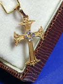 Pingente Cruz Medieval Ouro 18 Kilates Peso 0.90 Grama 22 mm