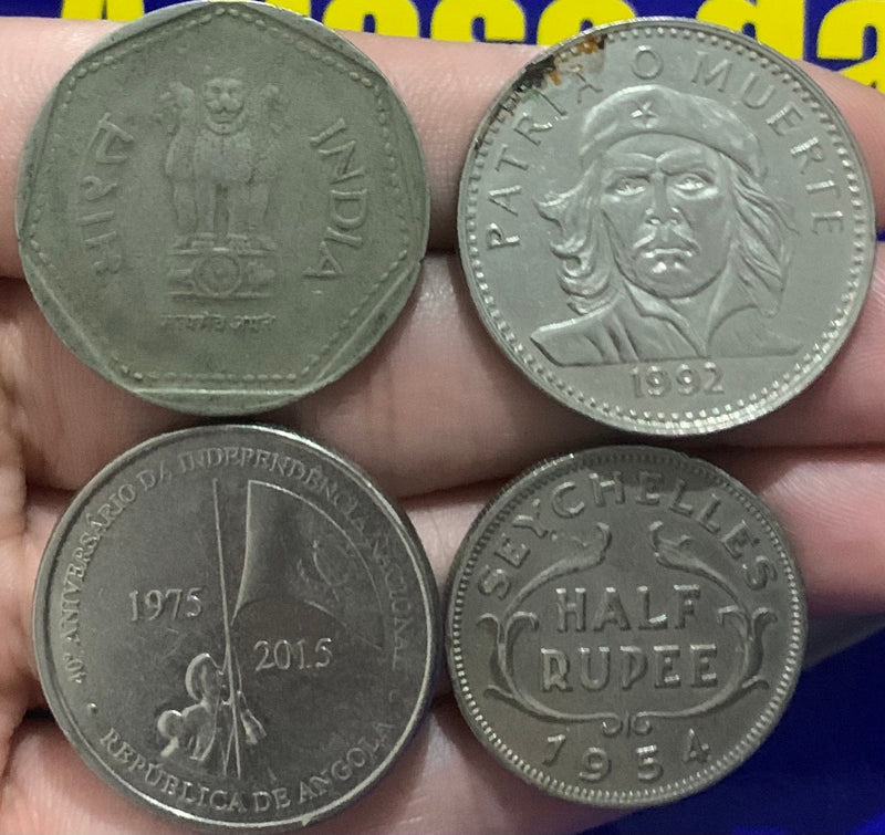 4 Moedas Estrangeiras para Coleção Novas