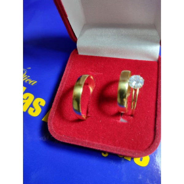 Par de alianças 5 mm 6 gramas Maçico com anel solitário 1 gramas pedra 3 mm