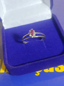 Anel Formatura Feminino Colação de Grau Todo Prata Cabeça 7 mm x 5 mm Todos todos os Cursos Zircônias