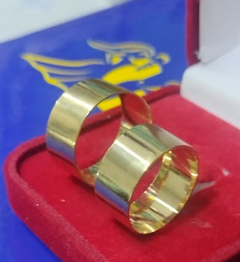 Alianças 10 mm Ouro 18 k Casamento Noivado Compromisso 15 Gramas Maciça