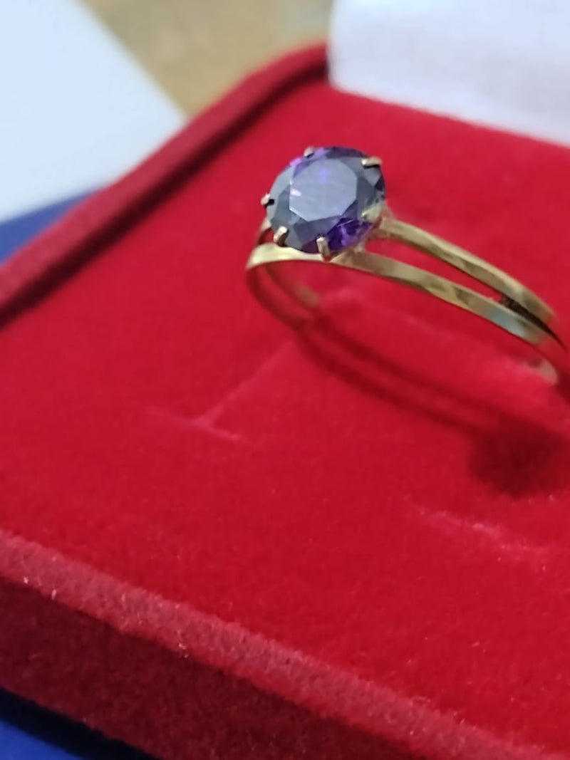 Anel Solitário Ouro 18 kilates Peso 1 Grama Pedra 5 mm Zircônia todas cores