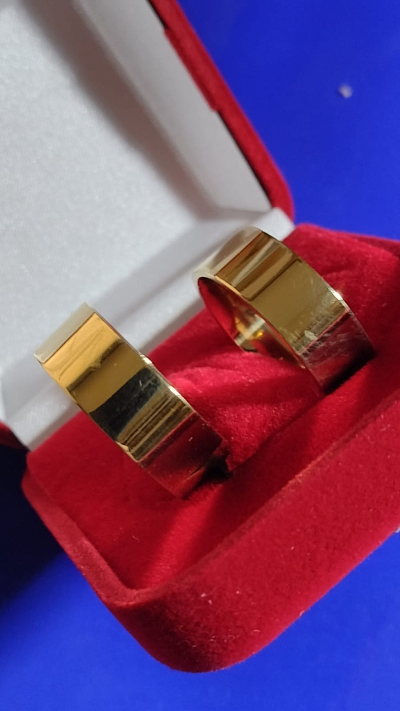 Casamento Ouro 18 Kilates 8.10 Gramas 7.50 mm Maciça Anatômica Par Alianças