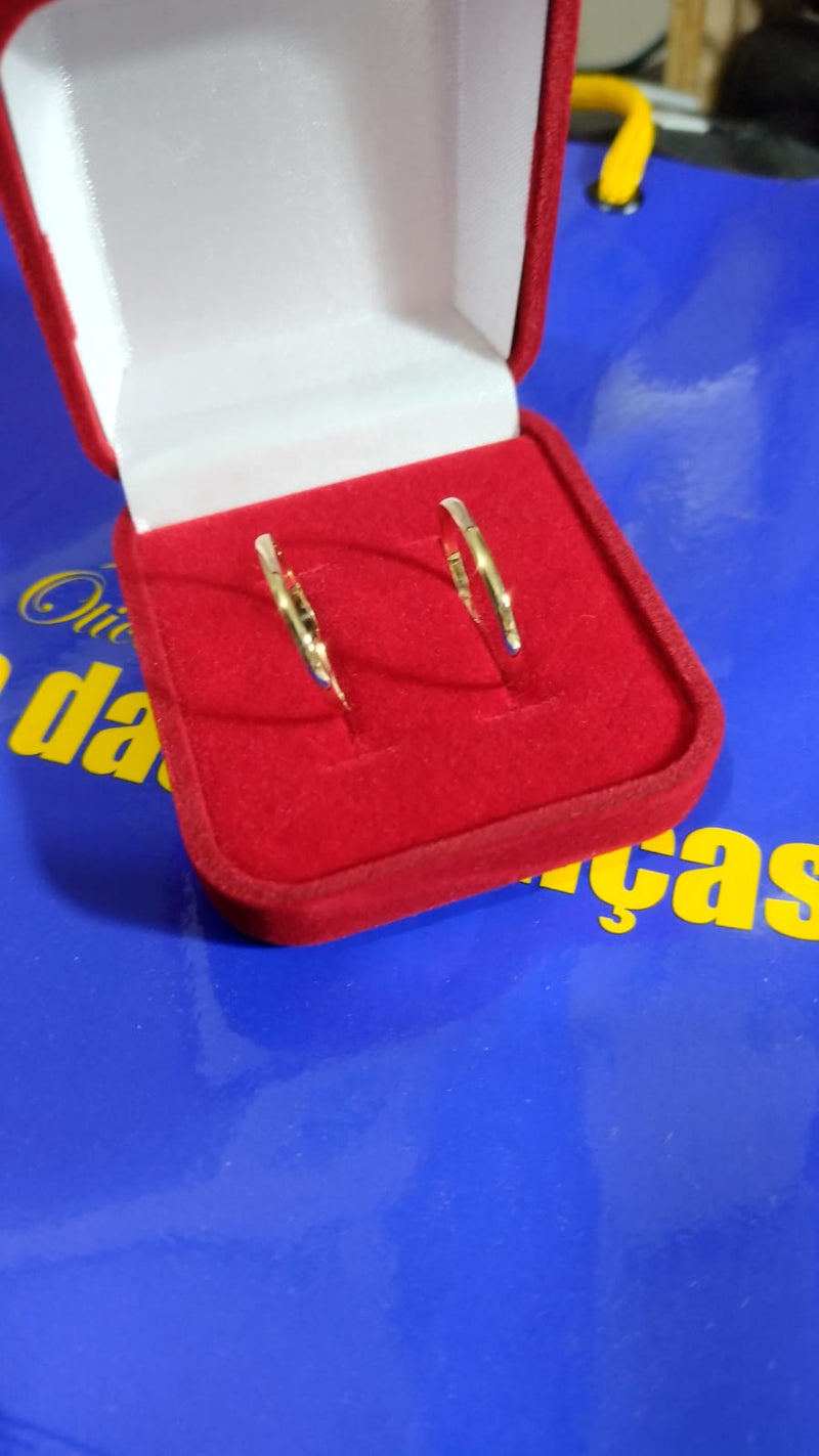 Alianças Par 2 mm Casamento Ouro 18 Kilates 1.50 Gramas