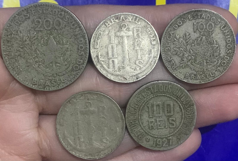 10 Moedas de Reias