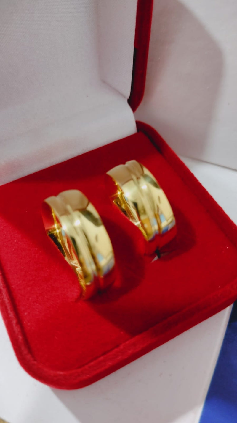 Alianças de Casamento Par Ouro 18 Kilates 10 Gramas 7 mm Tradicional Modelo Copacabana