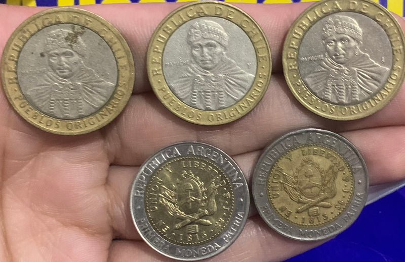 5 Moedas 100 Pesos Estrangeiras